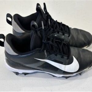 Nike Alpha Menace Shark football cleat. Size 7